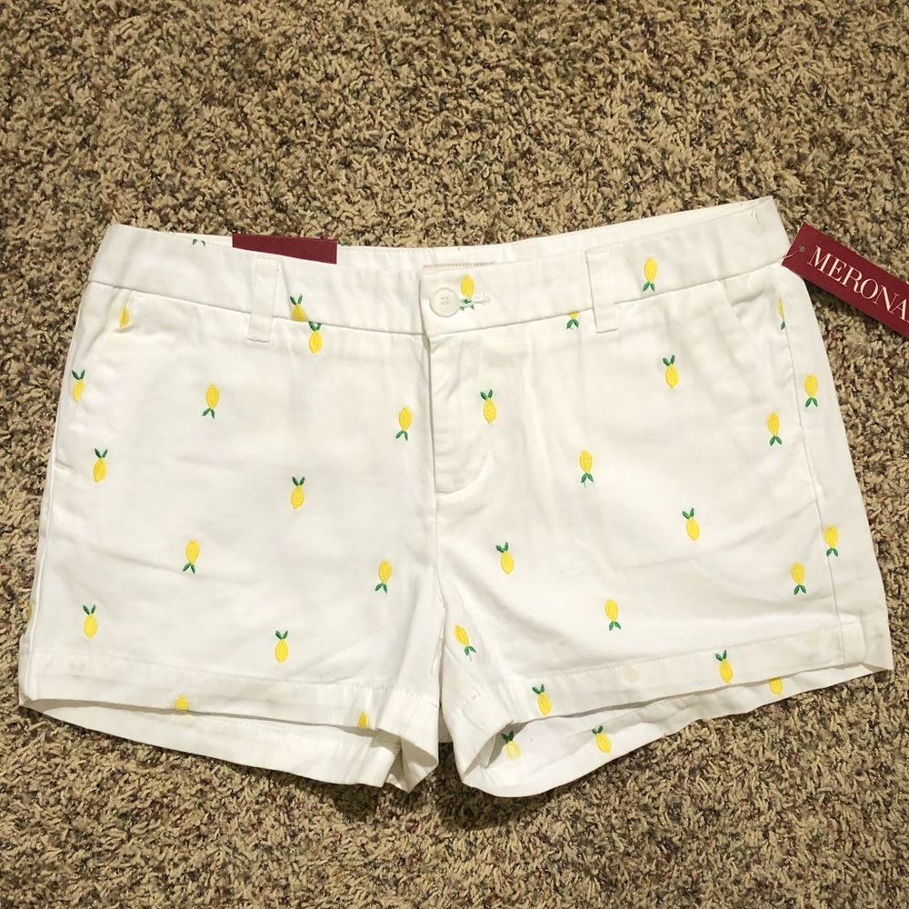 NWT Merona Lemon Embroidered Shorts Size 6